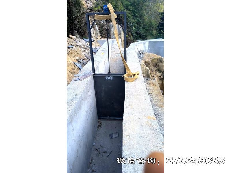 常山县检修钢制尾水洞闸门