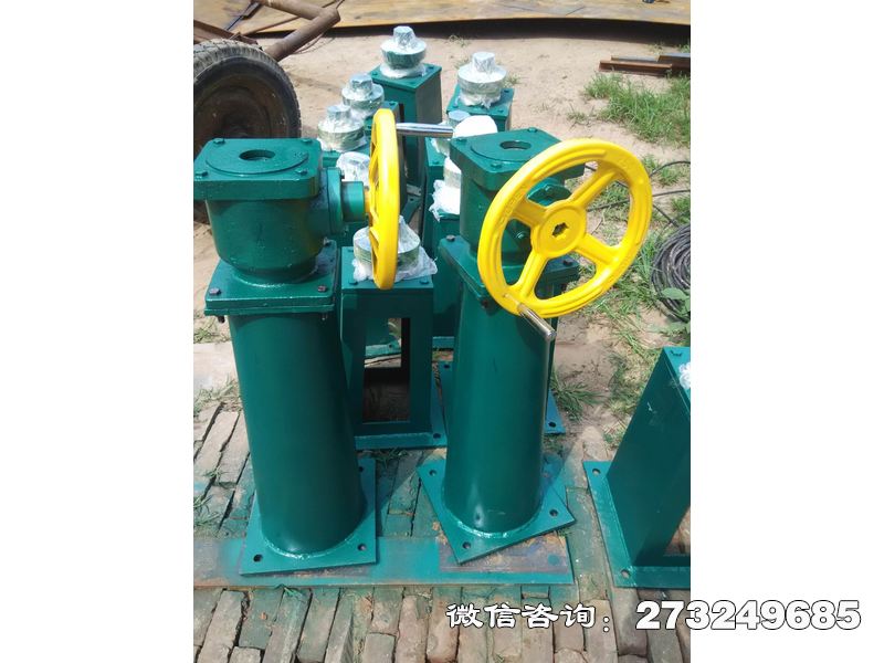 手动闸门升降装置